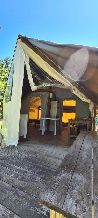 Camping Domaine Papillon Reyrevignes  Exteriér fotografie